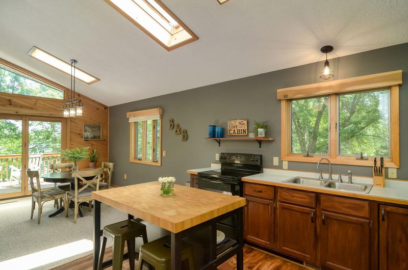 11608 W Round Lake Rd, Luck, WI 54853