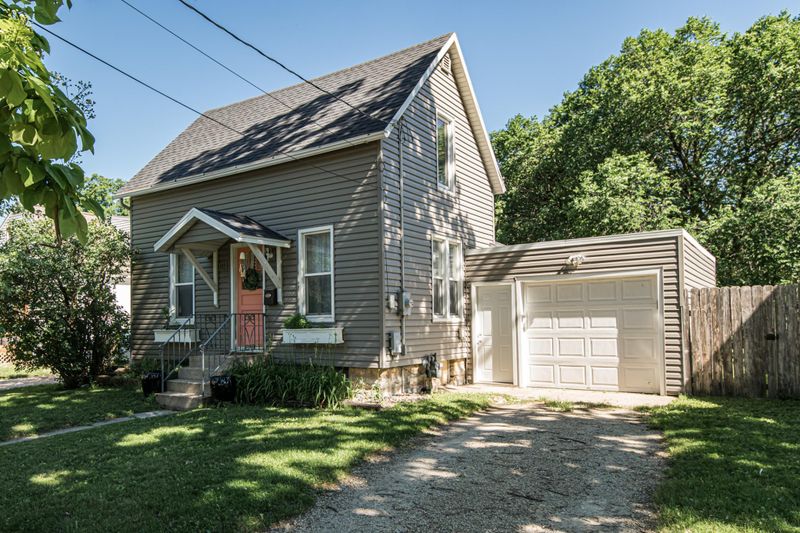 101 12th St NW, Rochester, MN 55901