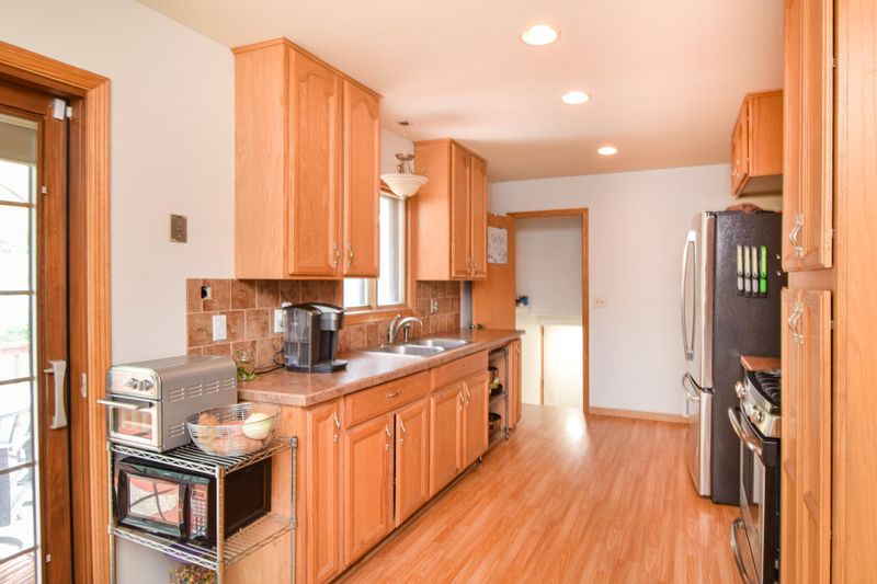 6230 Lee Ave N, Brooklyn Center, MN 55429