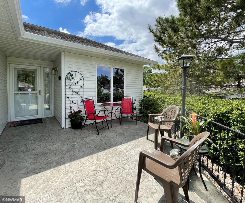 419 Roosevelt Rd SW, Bemidji, MN 56601