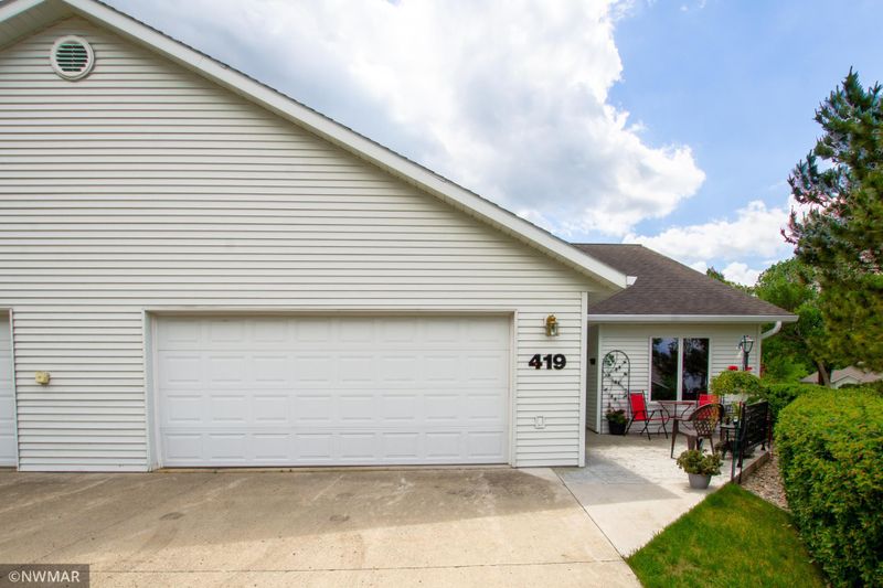 419 Roosevelt Rd SW, Bemidji, MN 56601