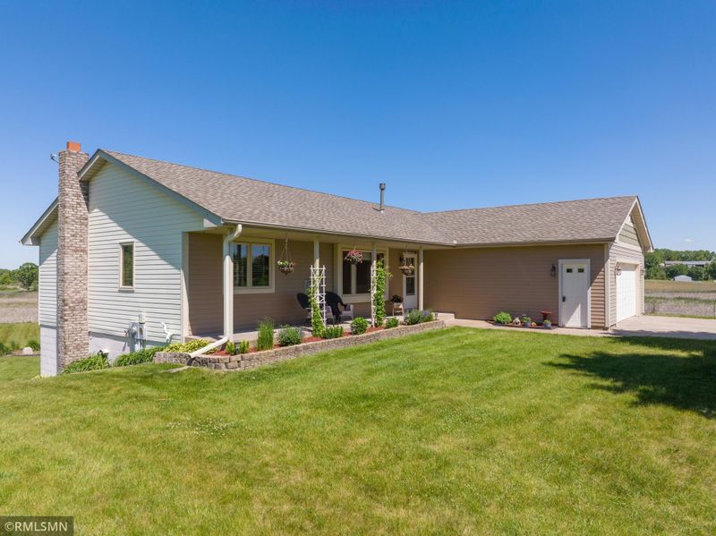 27386 Dakota Ave, Elko, MN 55020