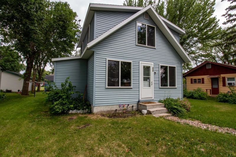 115 Peterson Ave, Henning, MN 56551