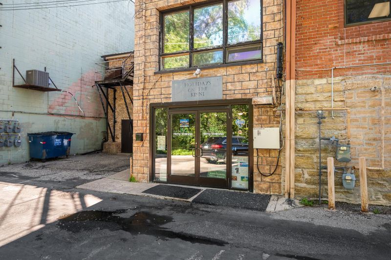 107 N Main St, River Falls, WI 54022