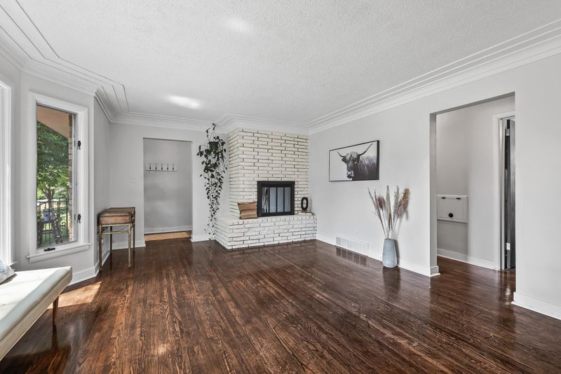 1310 Clarence St, Saint Paul, MN 55106