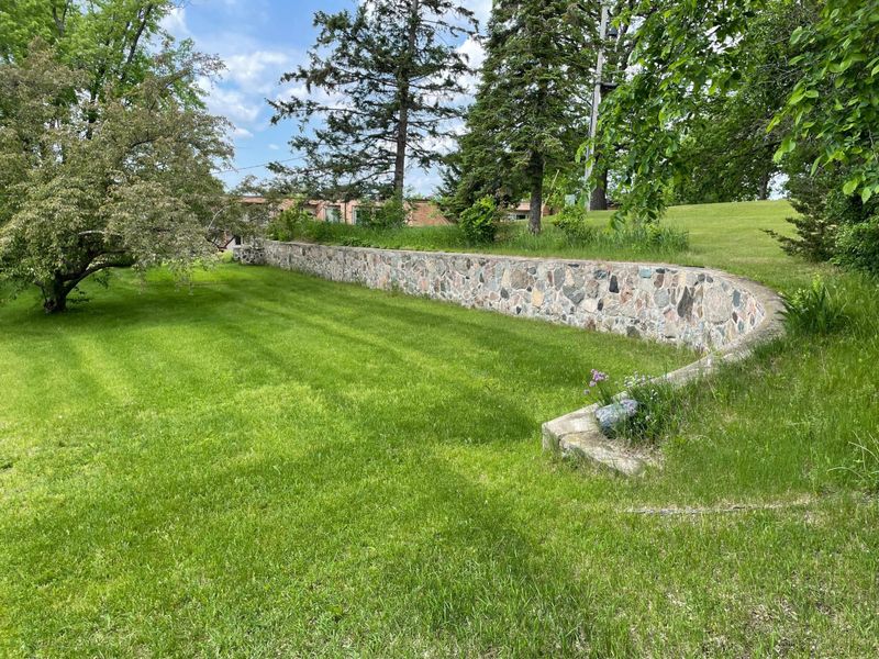 622 1st Ave SE, Long Prairie, MN 56347