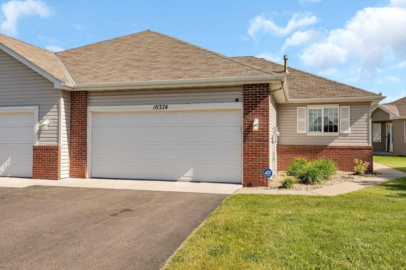 10374 64th St NE, Albertville, MN 55301
