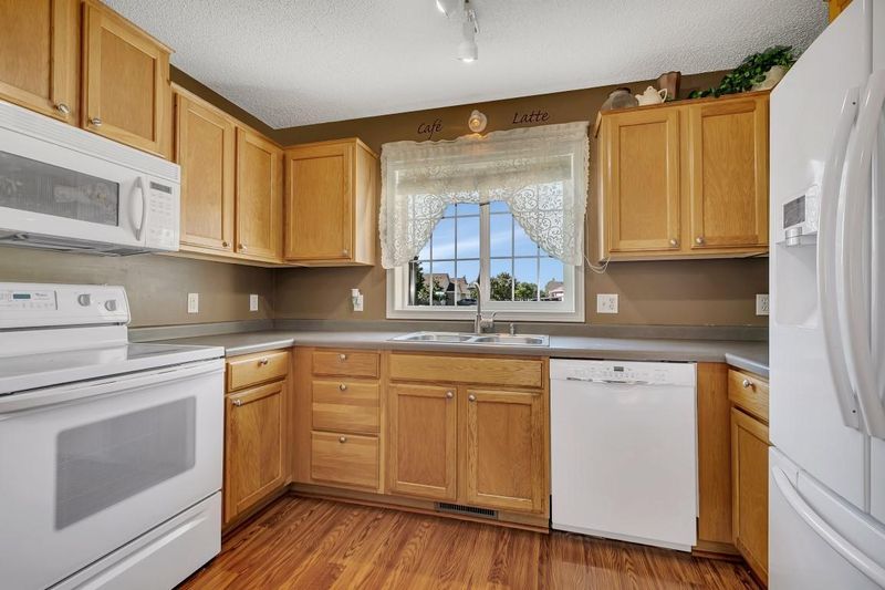 10374 64th St NE, Albertville, MN 55301