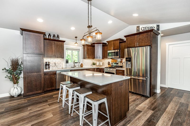 11 4th St NW, Ulen, MN 56585