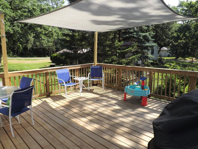 2025 Queens Ave S, Lakeland, MN 55043