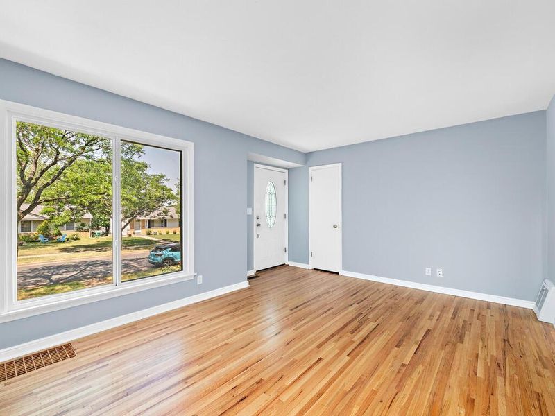 2815 Quebec Ave S, Saint Louis Park, MN 55426