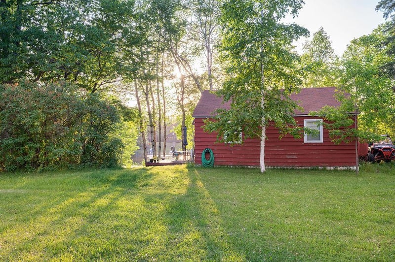 8999 Austin Rd, Alborn, MN 55702