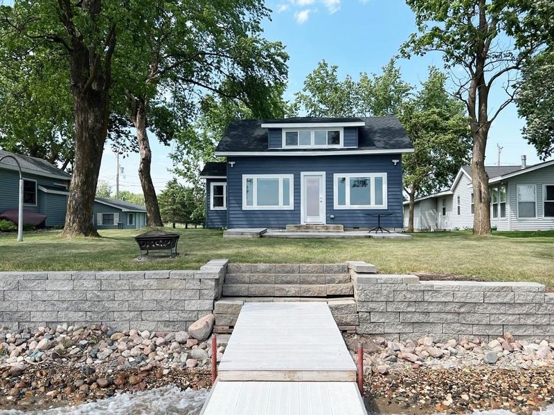 10269 N Shore Dr, Spicer, MN 56288