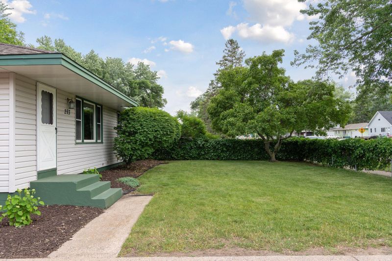 293 109th Ave NE, Blaine, MN 55434