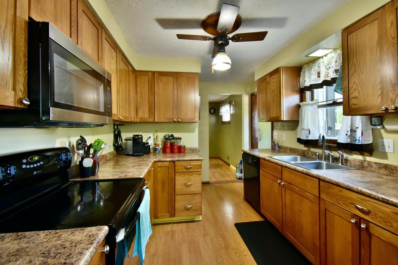 1512 7 1/2 St SW, Willmar, MN 56201