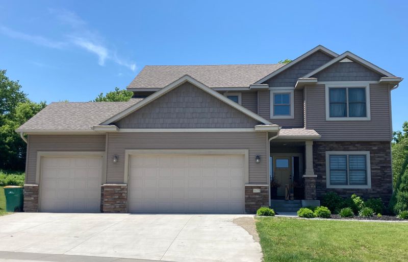 4673 Windslow Ln NW, Rochester, MN 55901