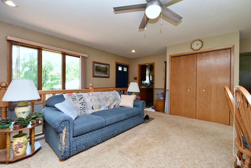 8060 County Road 23, Winona, MN 55987