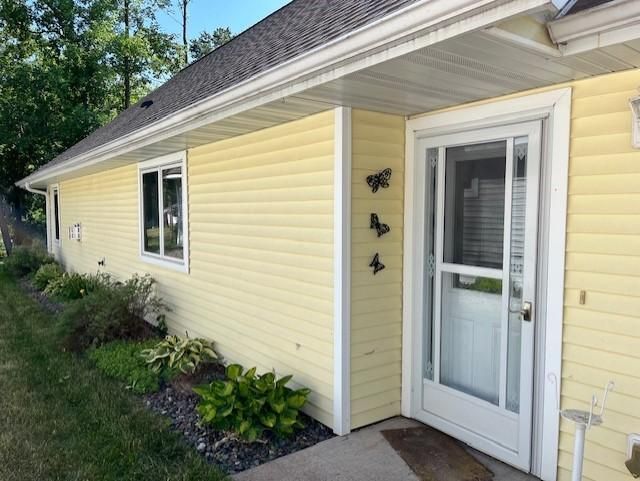109 Pearl St #2, Balsam Lake, WI 54810