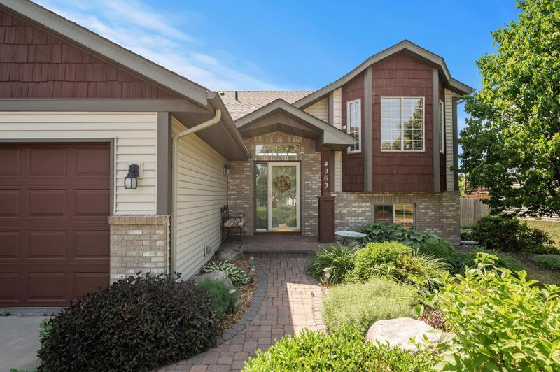 4963 Kagan Ave NE, Albertville, MN 55301