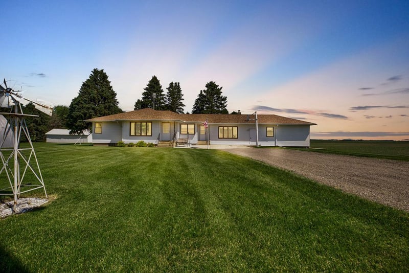 50554 104th St, Amboy, MN 56010
