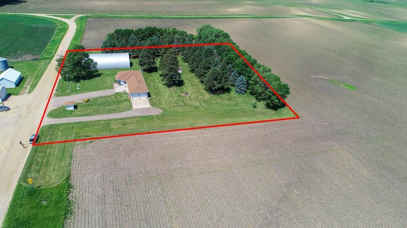 50554 104th St, Amboy, MN 56010