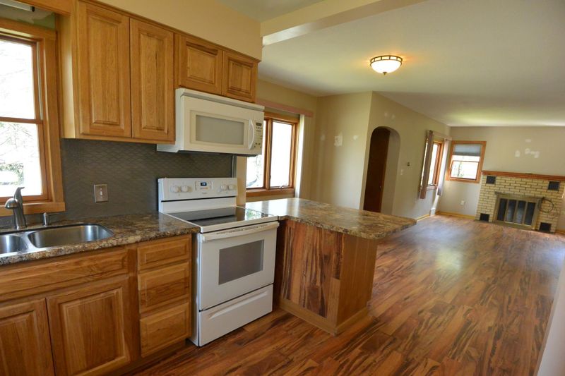 107 N Auburn Ave, Eveleth, MN 55734