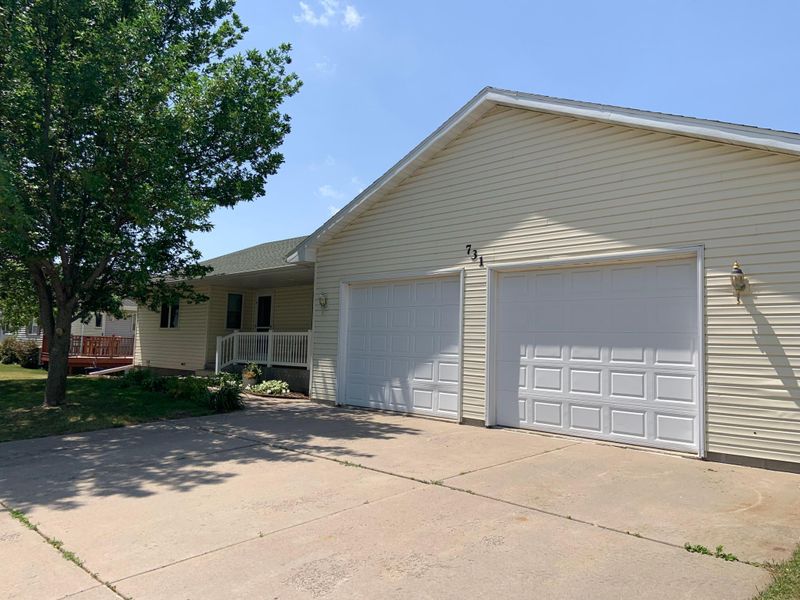731 Robert Ave N, Maple Lake, MN 55358