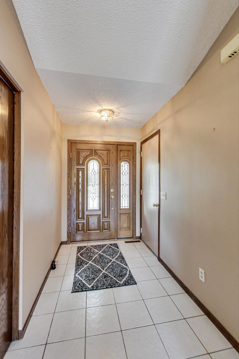 8167 Joliet Ave S, Cottage Grove, MN 55016