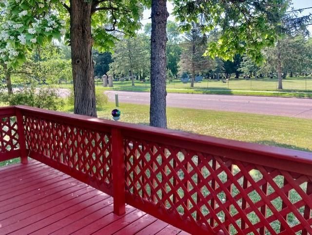 2016 4th St NW, Faribault, MN 55021