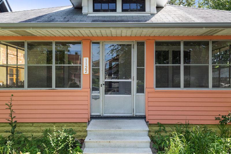 1122 Edmund Ave, Saint Paul, MN 55104