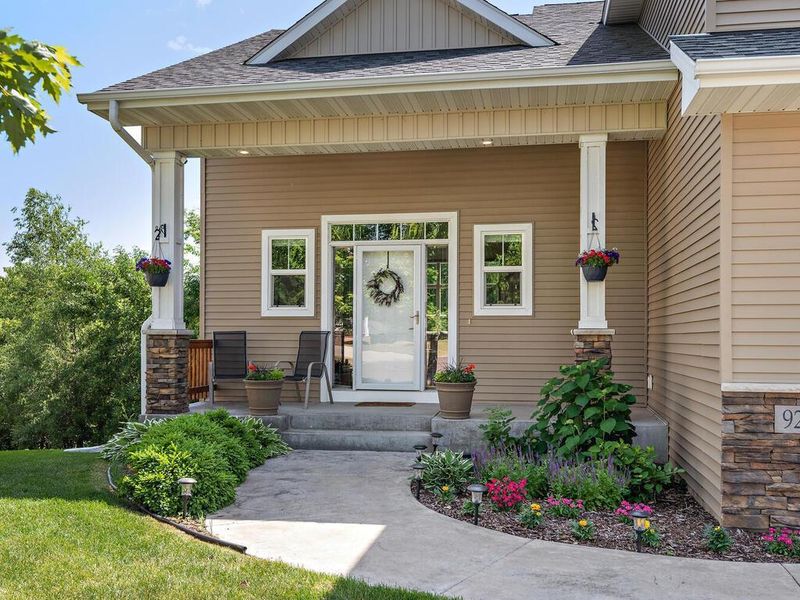 9278 Norwood Ln N, Maple Grove, MN 55369