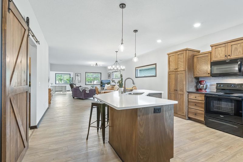 2859 Eastview Ct, Anoka, MN 55303