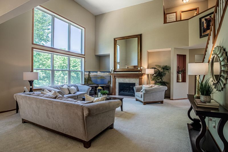 17818 72nd Pl N, Maple Grove, MN 55311