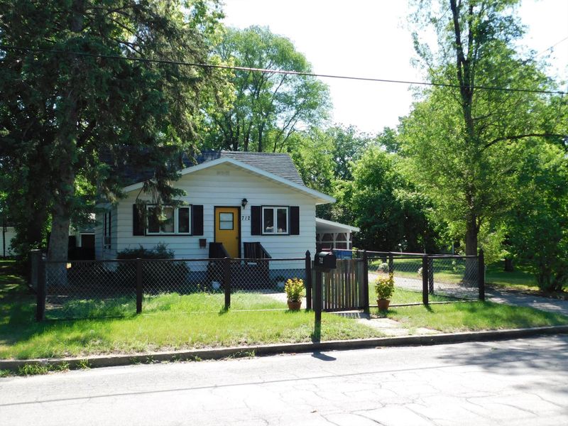 712 2nd Ave S, Sauk Rapids, MN 56379