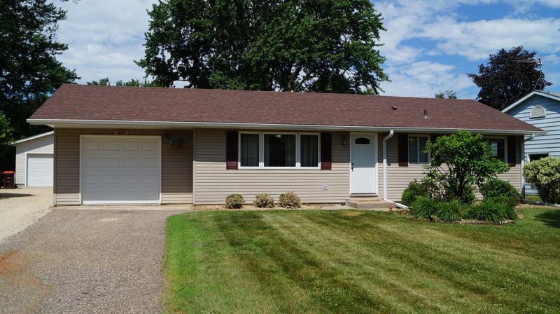 1820 Walnut St, Hastings, MN 55033