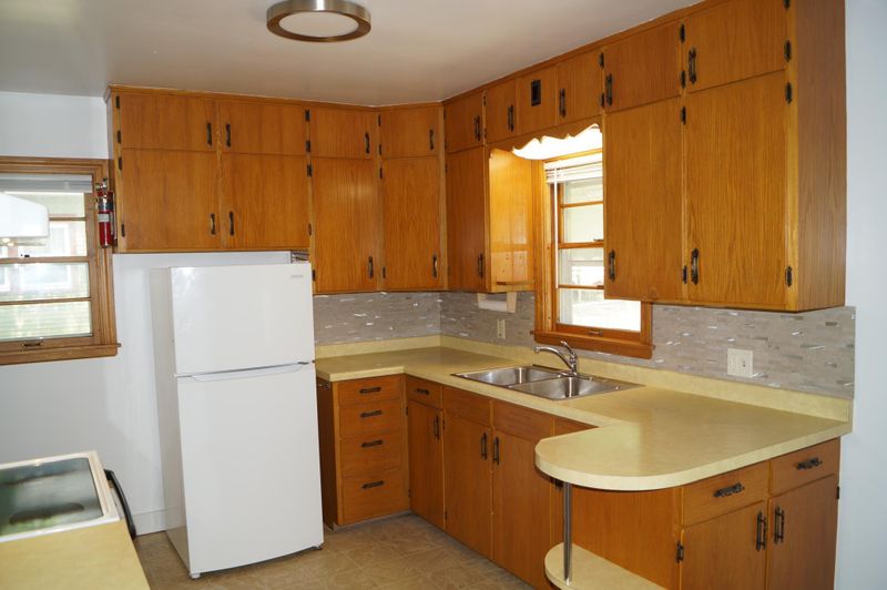 1628 E Oakland Ave, Austin, MN 55912