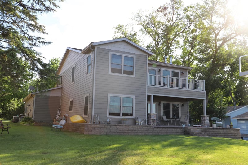 28214 S Shore Dr, Starbuck, MN 56381