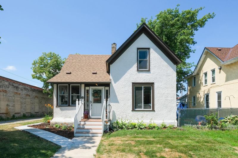 1618 Tyler St NE, Minneapolis, MN 55413