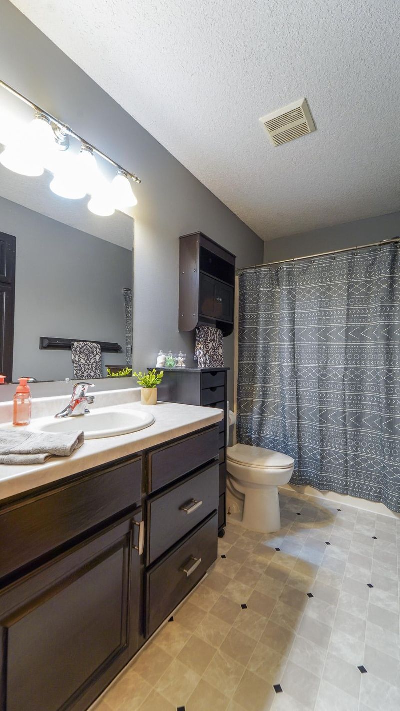 604 Finnerty Cir, Braham, MN 55006