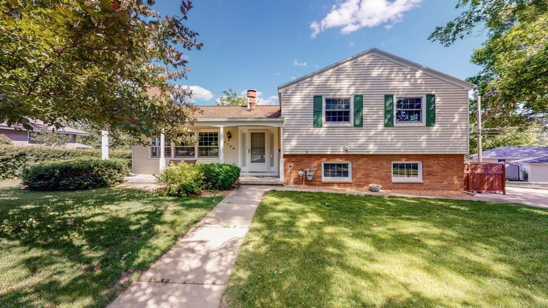 2720 15th Ave NW, Rochester, MN 55901