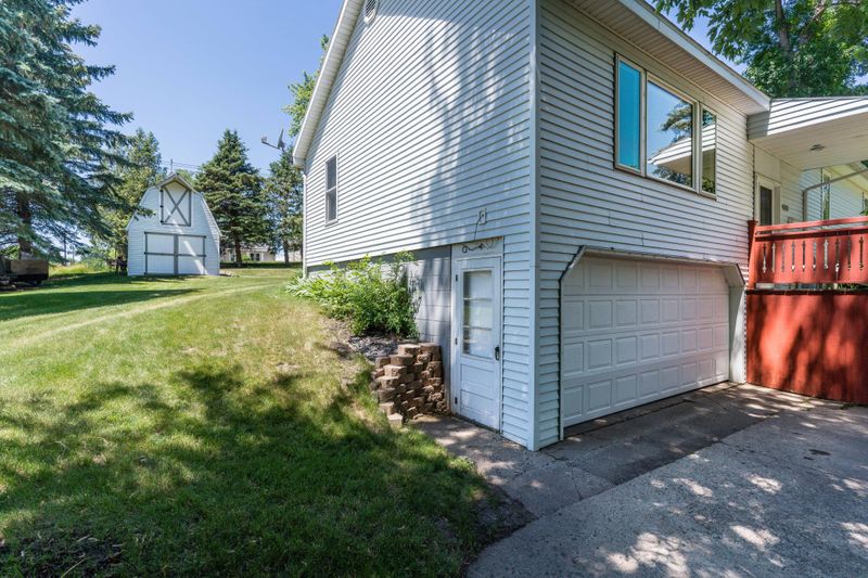 803 N Aurdal Ave, Fergus Falls, MN 56537