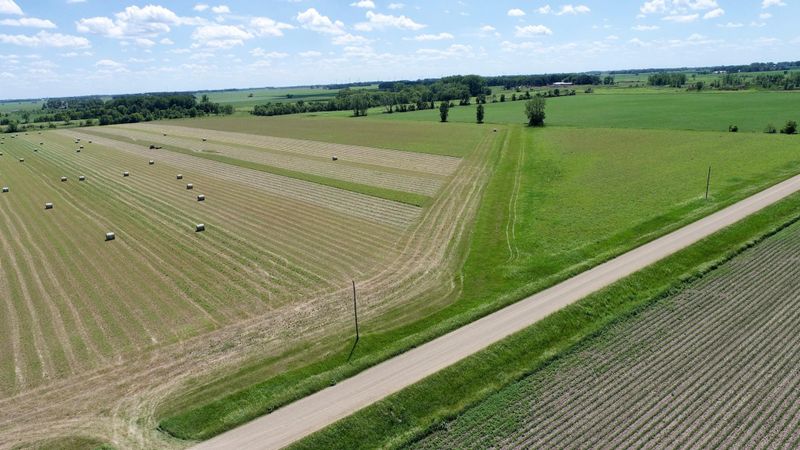 8199 89th Ave SE, Claremont, MN 55924