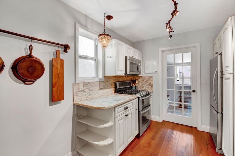 462 Brimhall St, Saint Paul, MN 55105
