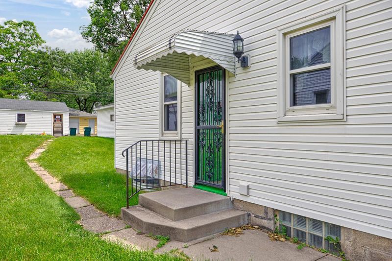 5035 5th St NE, Columbia Heights, MN 55421