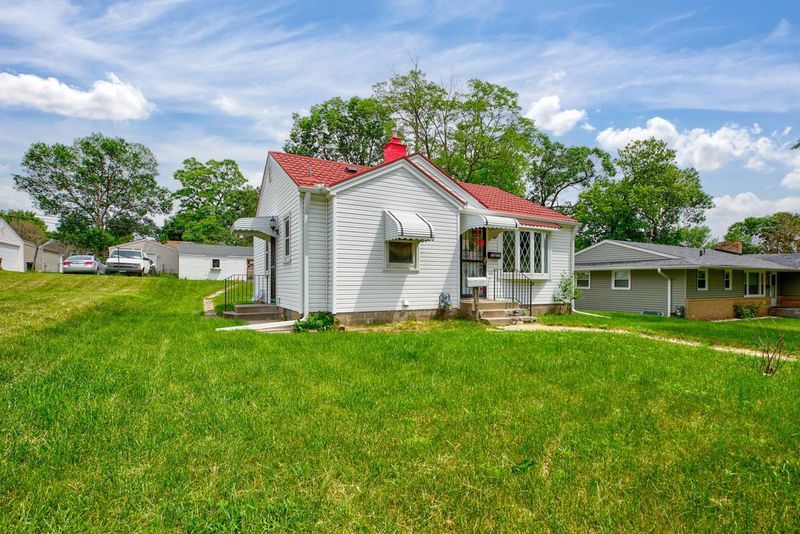 5035 5th St NE, Columbia Heights, MN 55421