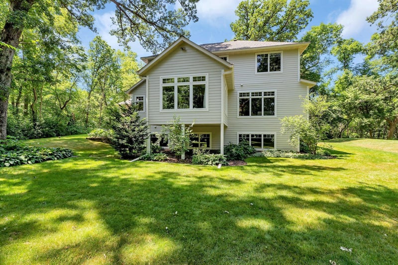 14170 Elderberry Ct, Glencoe, MN 55336