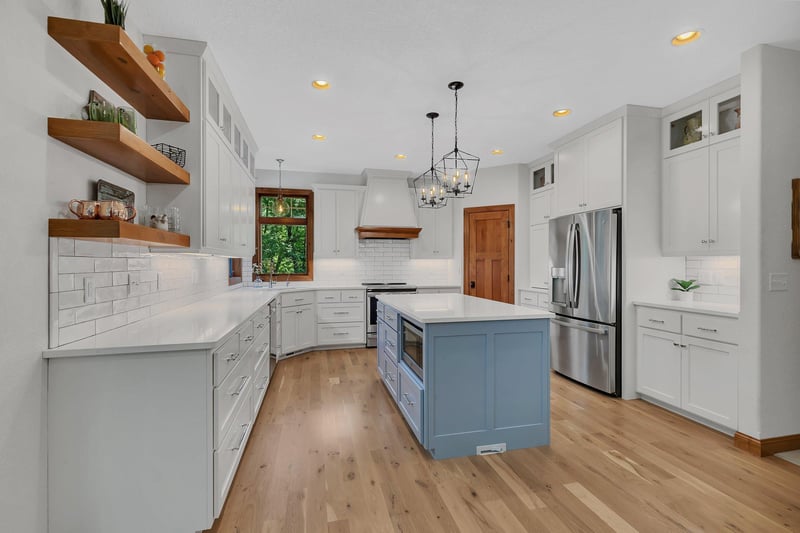 14170 Elderberry Ct, Glencoe, MN 55336