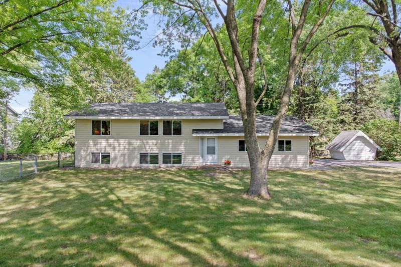 7826 W 136th St, Savage, MN 55378