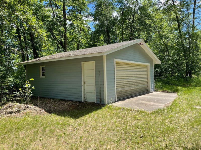 22500 Gosling Trl, Akeley, MN 56433
