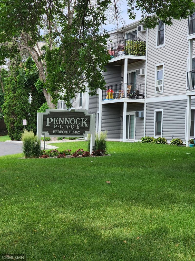 14182 Pennock Ave #114, Apple Valley, MN 55124